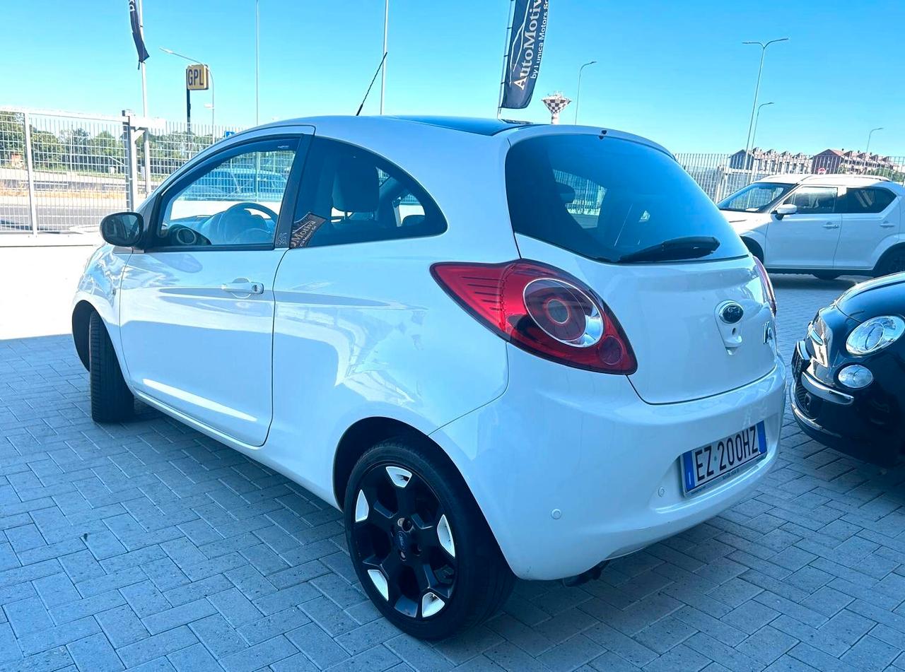 Ford Ka 1.2 8V 69 CV Black&White Edition
