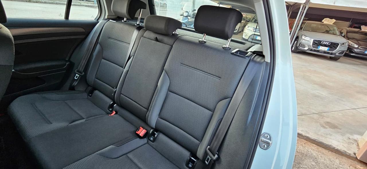 Volkswagen Golf 7.5 TDI 1.6 115CV 5p. HighLine