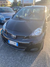 Toyota Aygo 1.0 12V VVT-i 5 porte Sol Connect