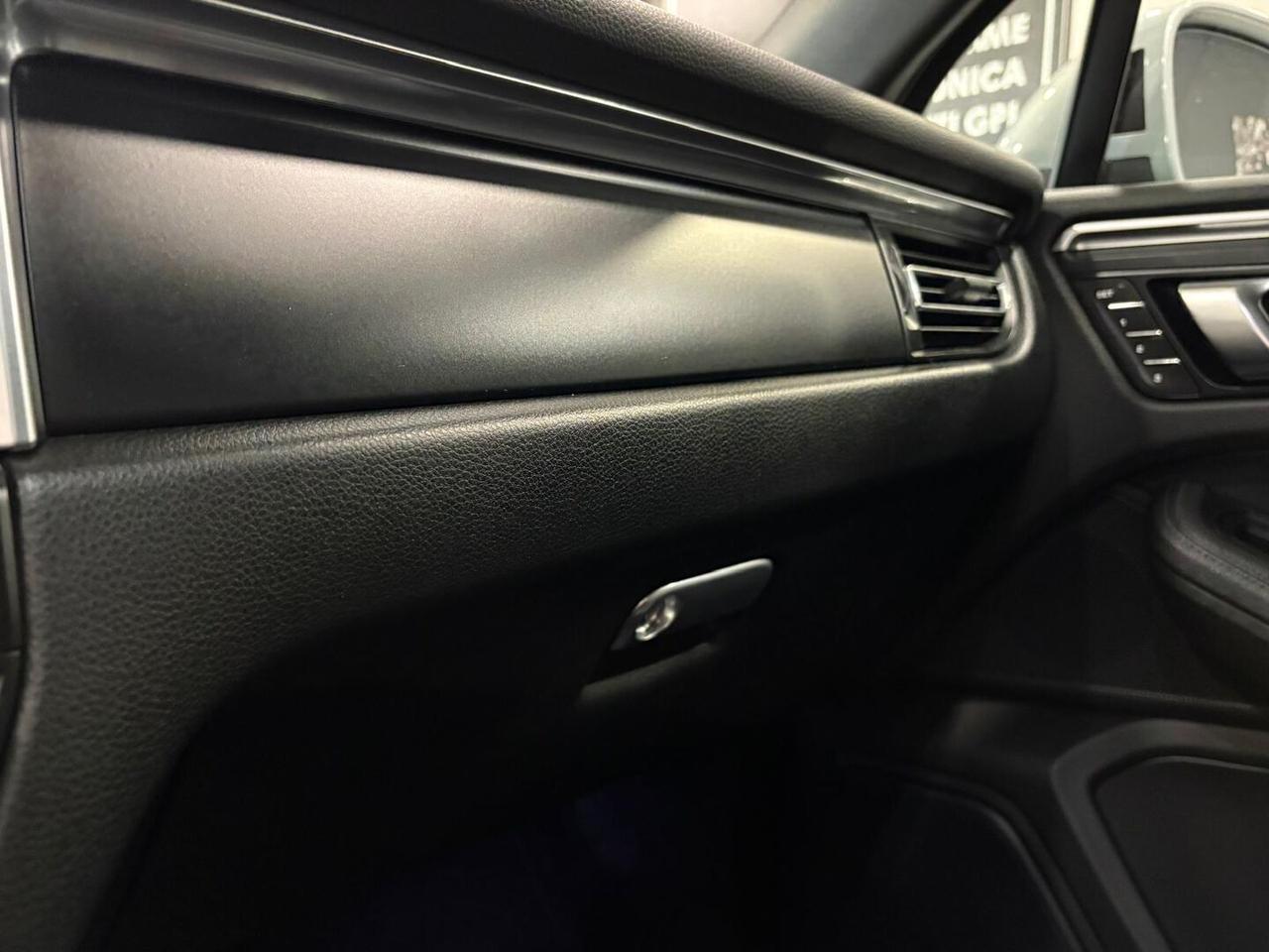 Porsche Macan 2.0 245cv pdk