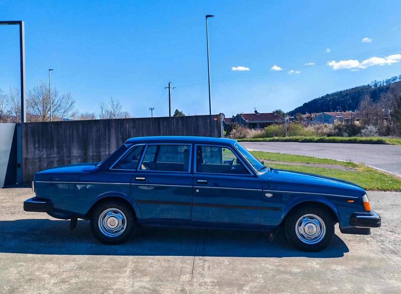 Volvo 244 DL