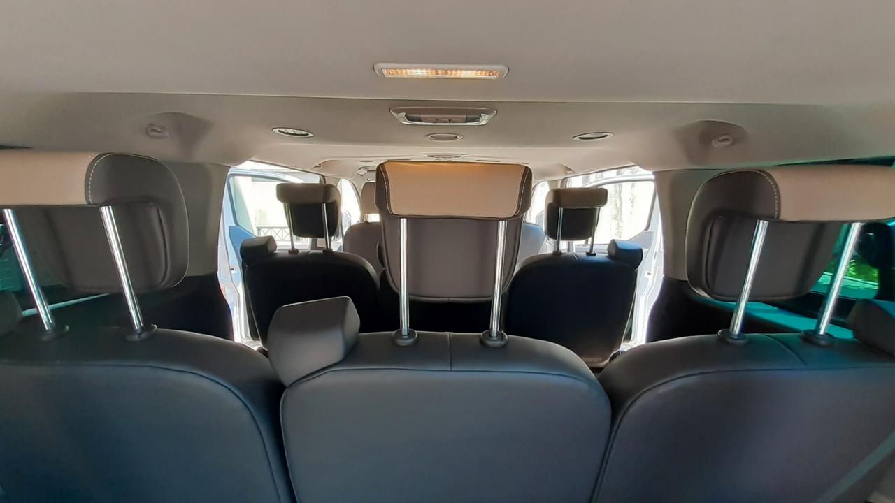 Ford Tourneo Custom Ford Tourneo Connect trasporto disabili pedana