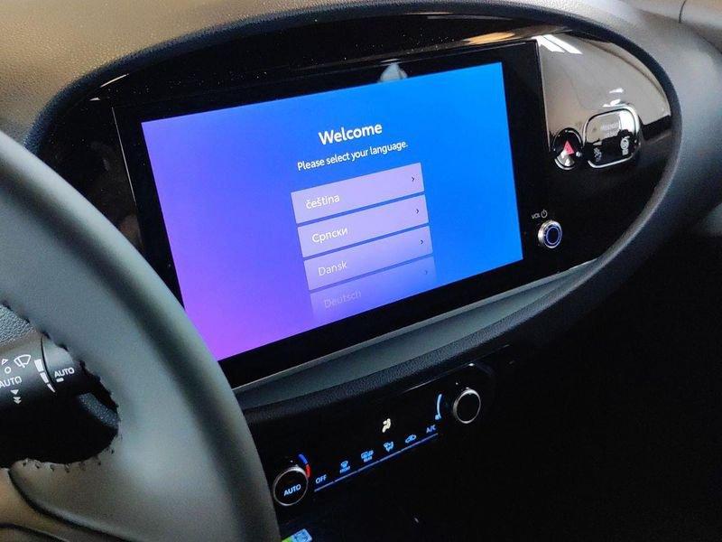 Toyota Aygo X Aygo X 1.0 VVT-i 72 CV 5 porte Lounge KM 0