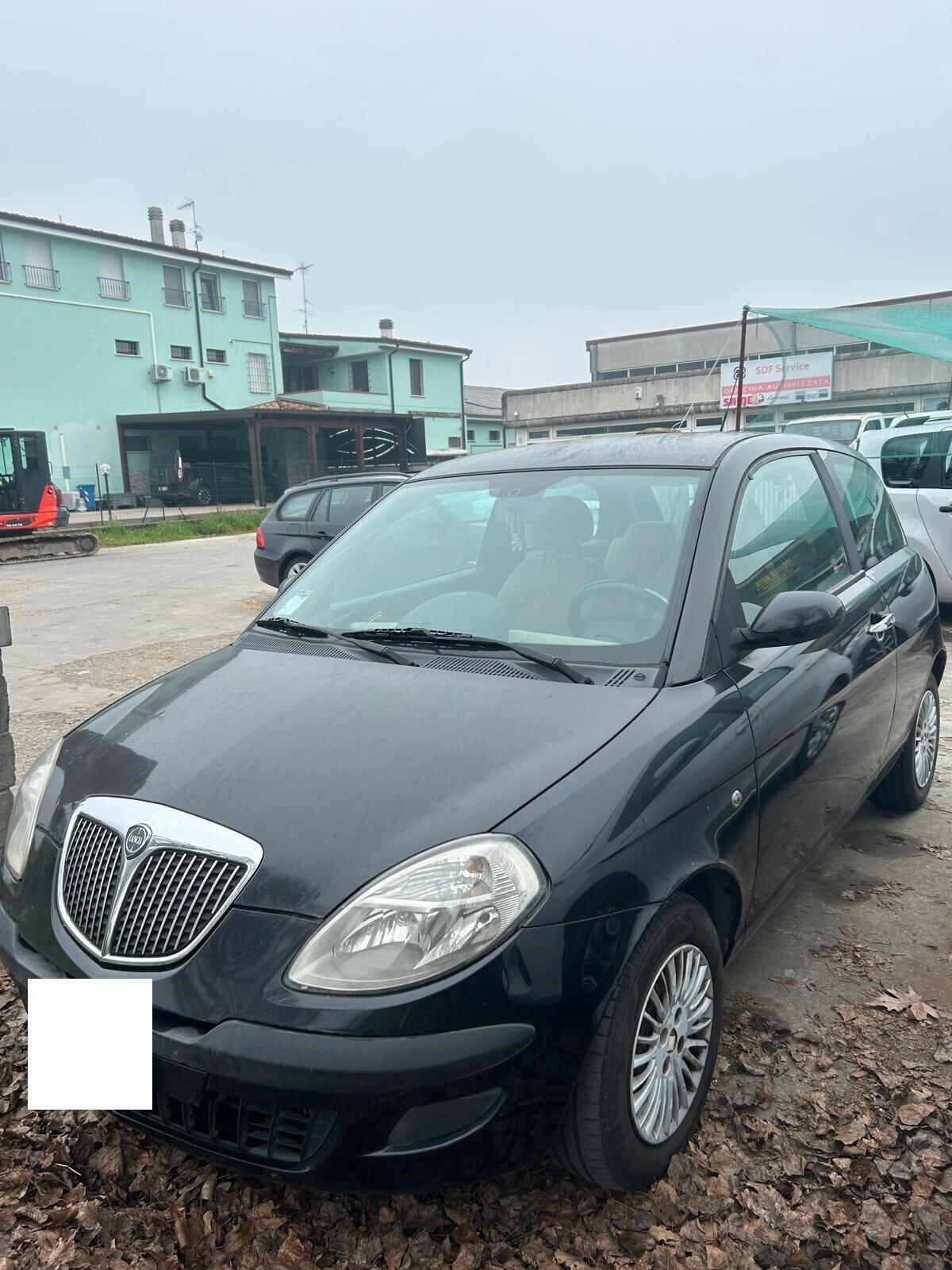 Lancia Ypsilon 1.3 Multijet 16V Platino ok neo patentati