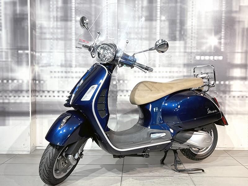 Piaggio Vespa GTS 300 HPE ABS