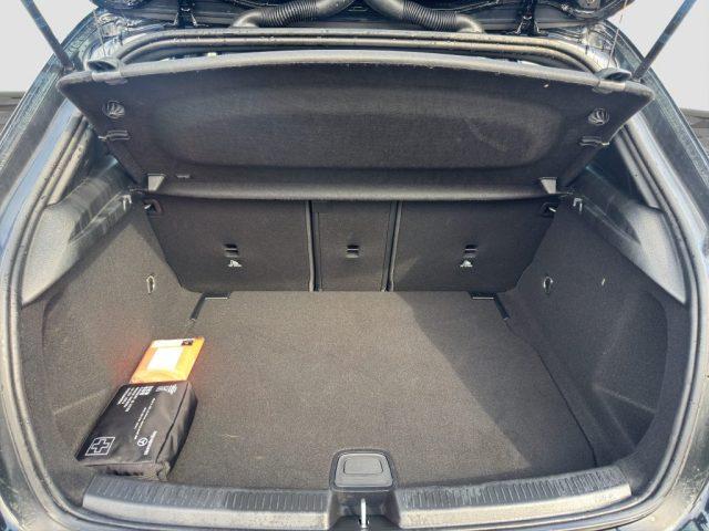MERCEDES-BENZ A 180 A 180 d Premium