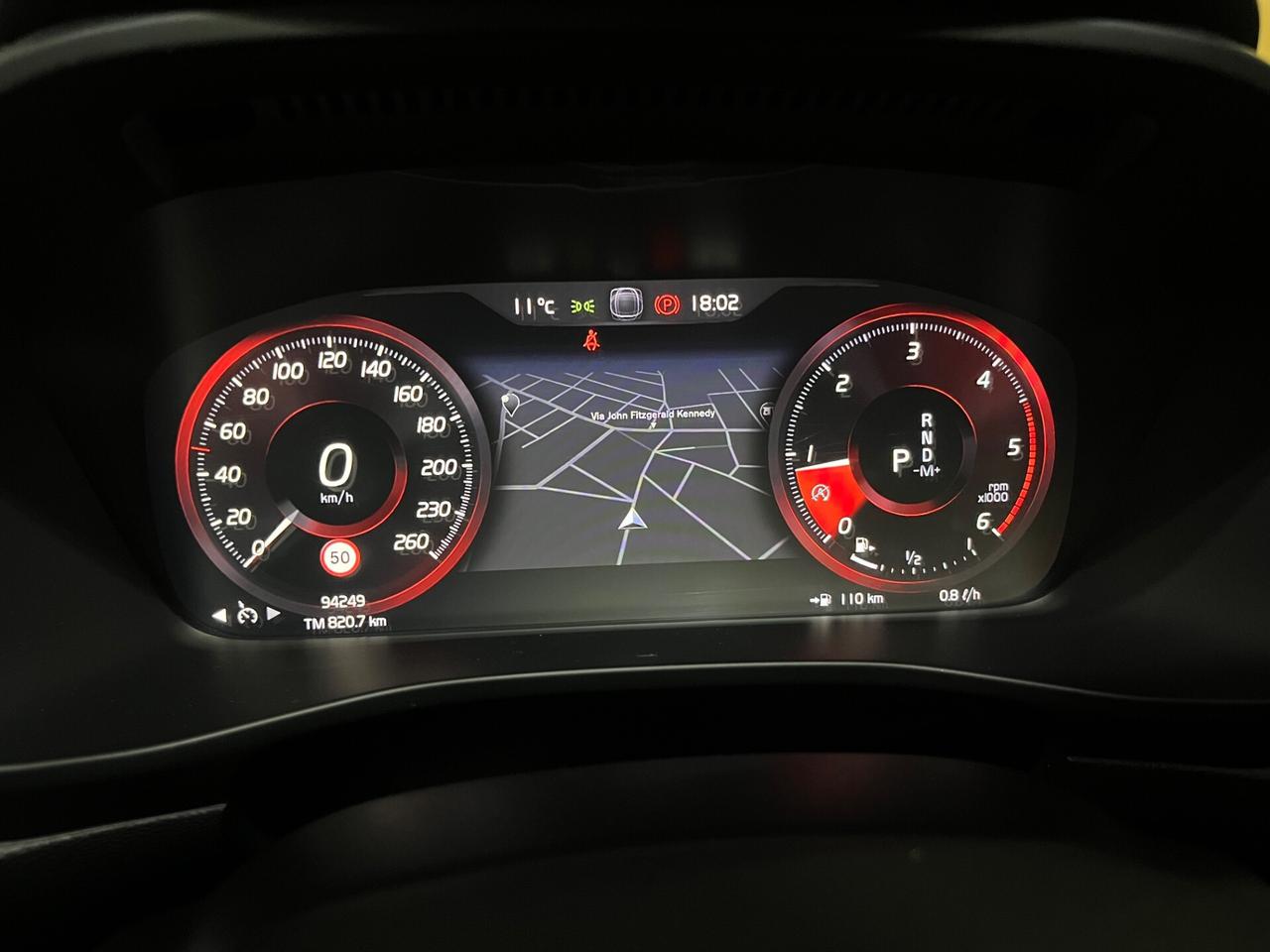 Volvo XC40 D4 AWD Geartronic Momentum