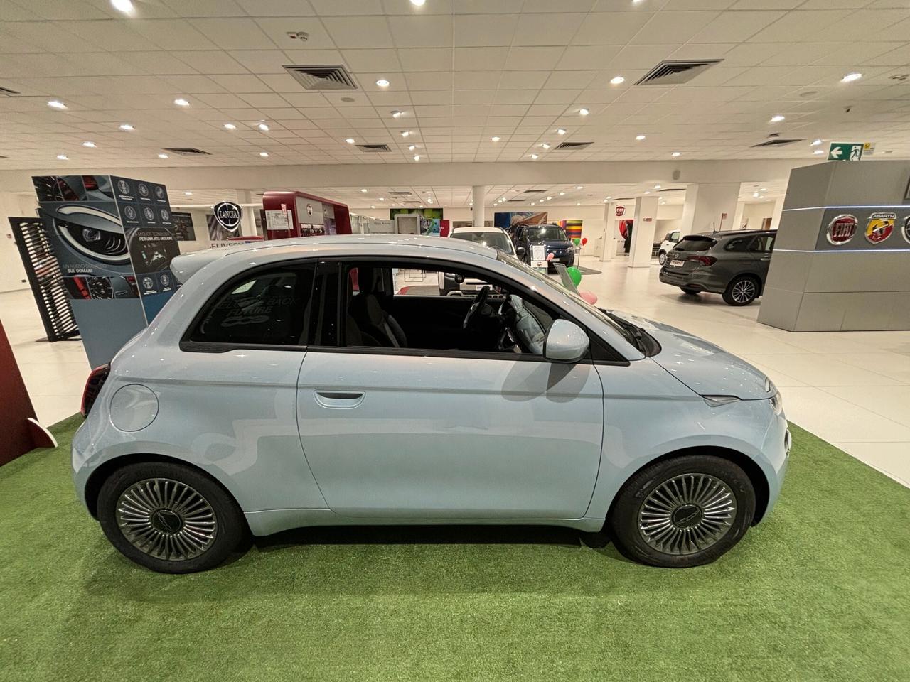 Fiat 500 Icon Berlina 42 kWh