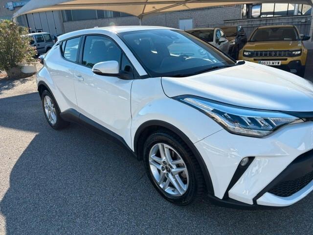 Toyota C-HR 1.8 Hybrid E-CVT Active