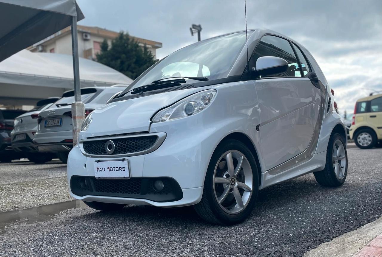 Smart ForTwo 1000 52 kW MHD coupé passion