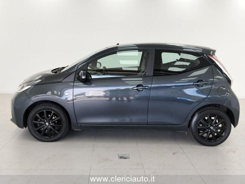 Toyota Aygo 1.0 VVT-i 69 CV 5 porte x-cool TSS