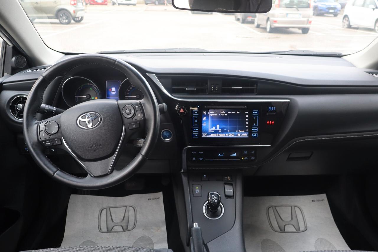 Toyota Auris 1.8 Hybrid Style