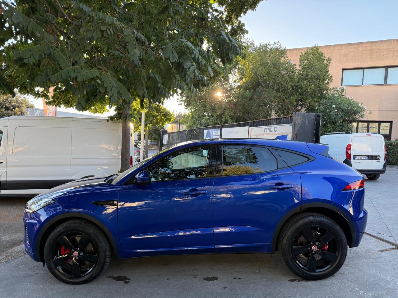 Jaguar E-Pace KM. 65.000! 2.0D 150 CV AWD aut. R Dynamic S