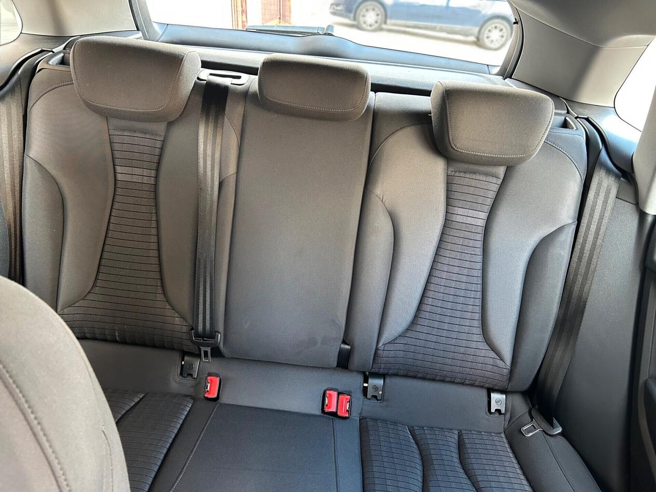 Audi A3 SPB 2.0 TDI S tronic Sport