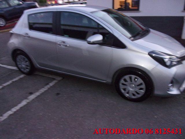TOYOTA Yaris 1.5 Hybrid 5 porte Lounge