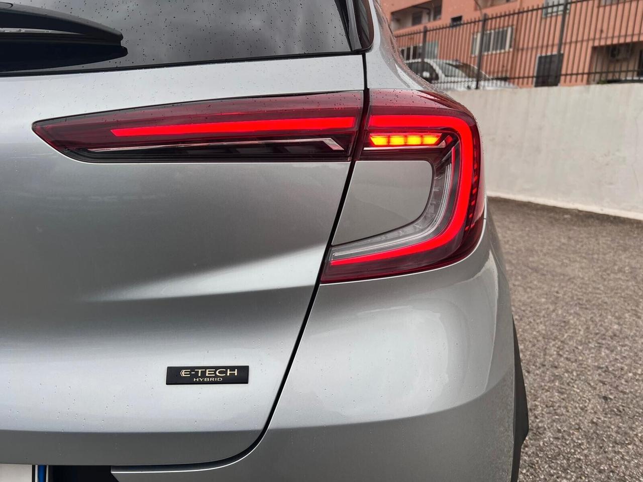 Renault Captur Full Hybrid E-Tech 145 CV Techno Fast Track