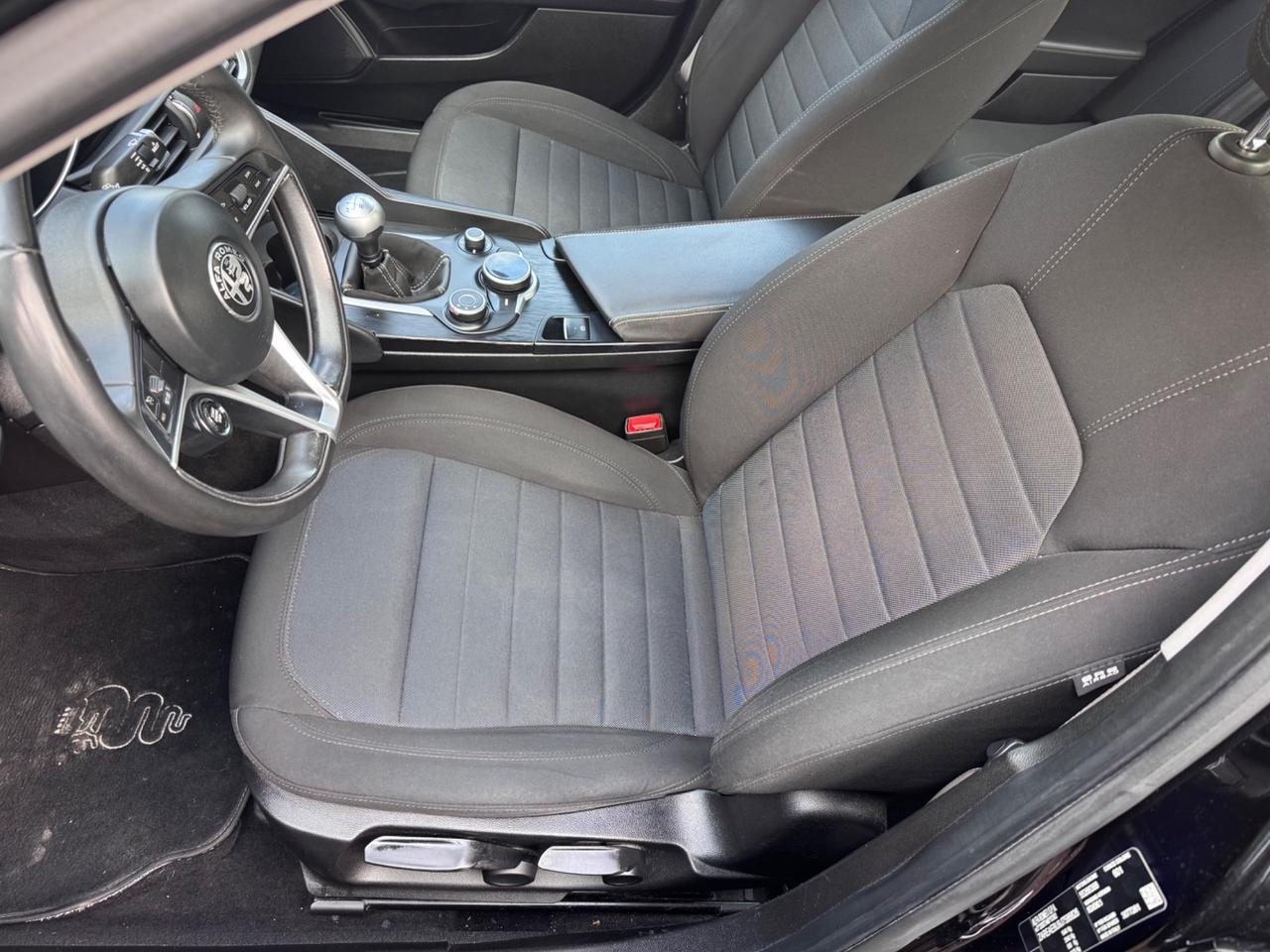 Alfa Romeo Giulia 2.2 TD Super GARANZIA 12 MESI