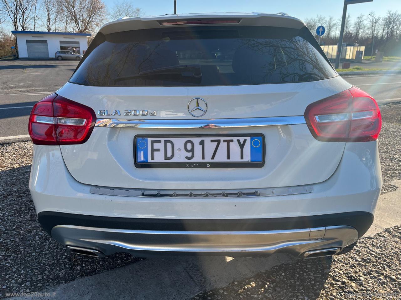 MERCEDES-BENZ GLA 200 d Enduro