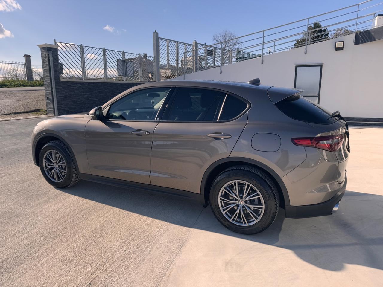 Alfa Romeo Stelvio 2.2 Turbodiesel 180 CV AT8 Q4 Super