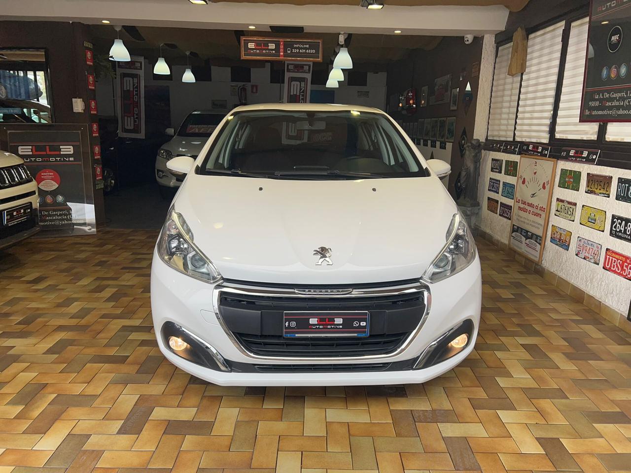 Peugeot 208 1.4 HDi 68 CV 5 NEOPATENTATO