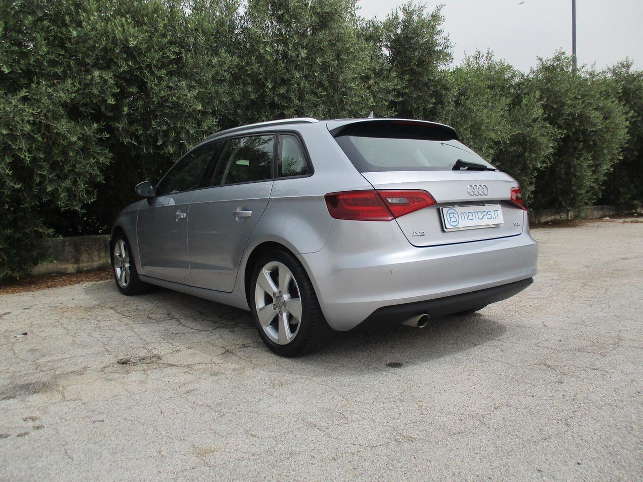 Audi A3 SPB 1.6 TDI clean diesel Business