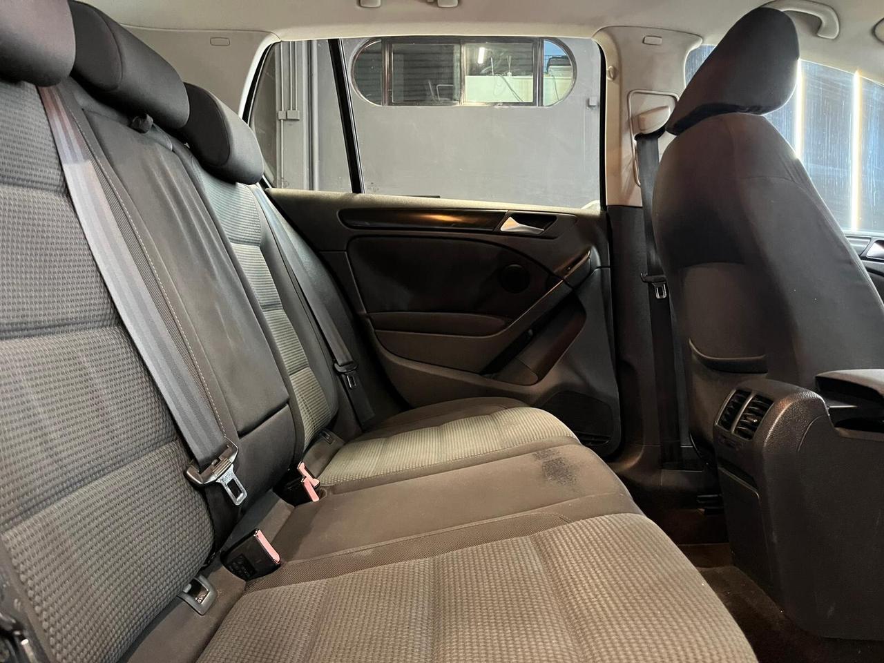 Volkswagen Golf 1.6 TDI DPF 5p. Trendline OK NEOPATENTATI