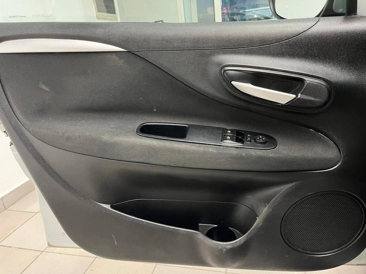 Fiat Punto 1.3 MJT II S&S 95 CV 5 porte Sport