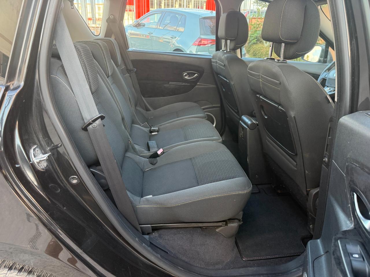 Renault Scenic X-Mod 1.9 dCi 130CV Dynamique