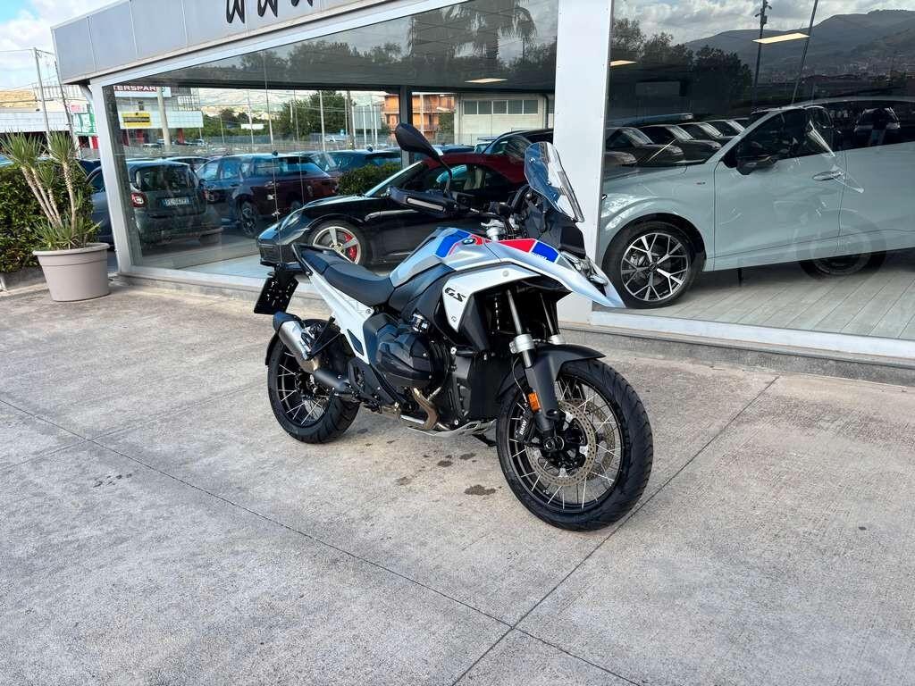Bmw R 1300 GS Standard 2026 / KM 0 Tua a solo 204 Euro al mese
