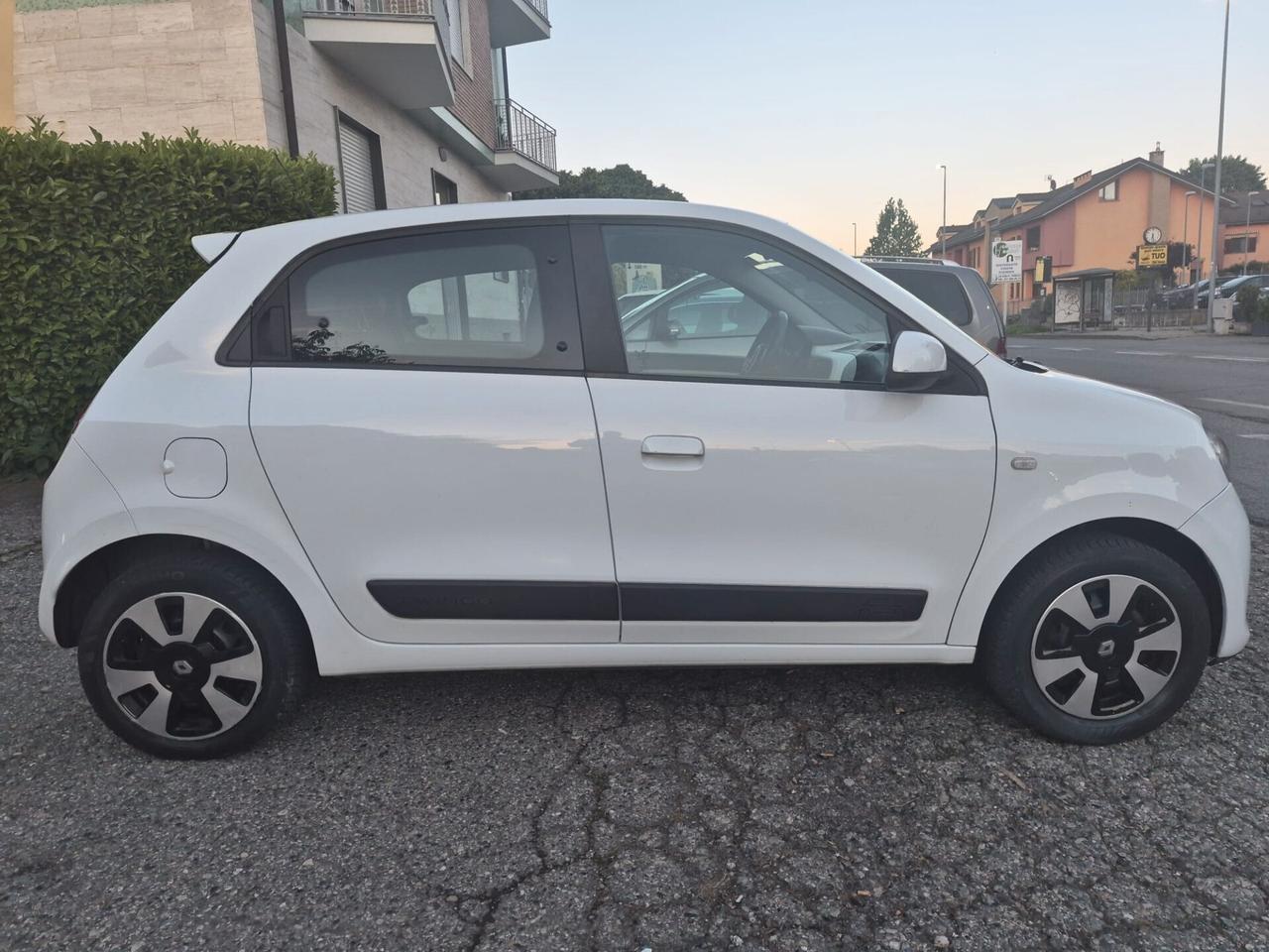 Renault Twingo 1.0 SCe Wave
