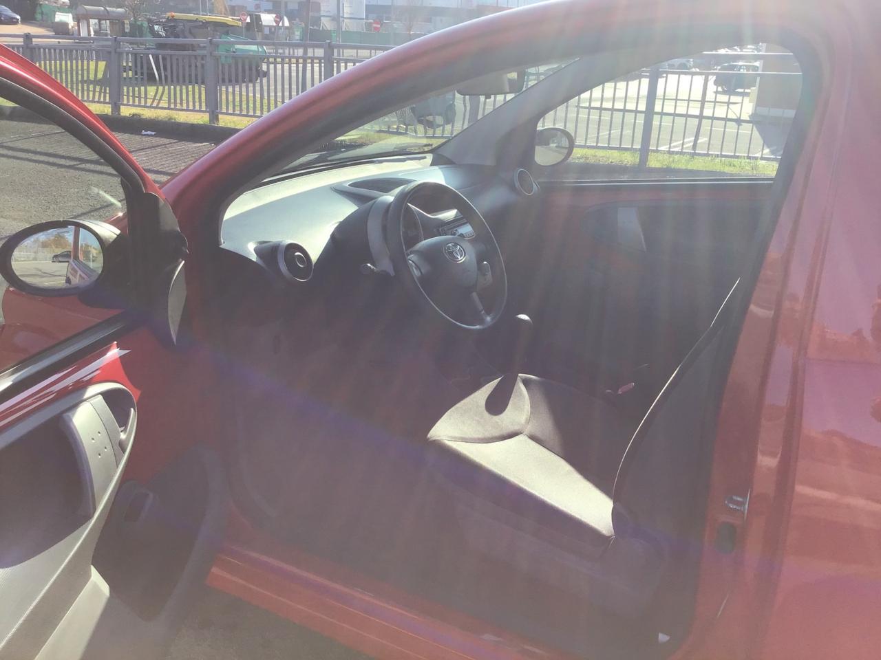 Toyota Aygo 1.0 12V VVT-i 3 porte Sol