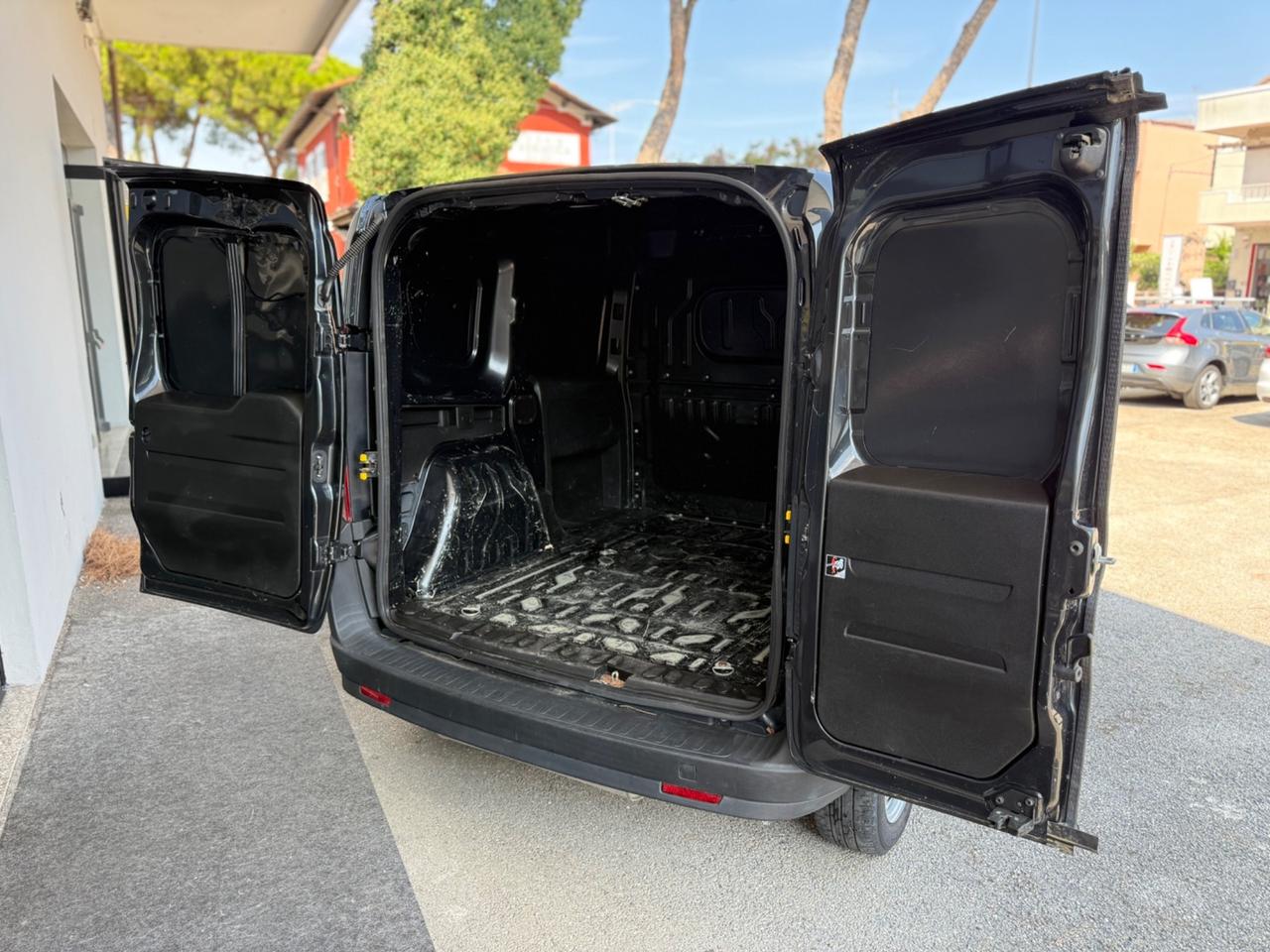 Fiat Doblò 1.4 T-Jet Natural Power PC-TN Cargo Lamierato SX