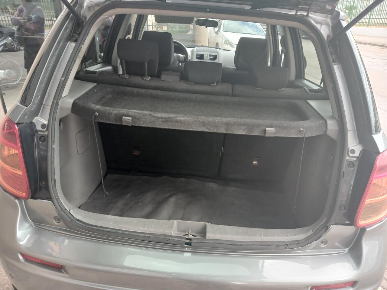 Suzuki SX4 1.6 DDiS 16V Urban Line