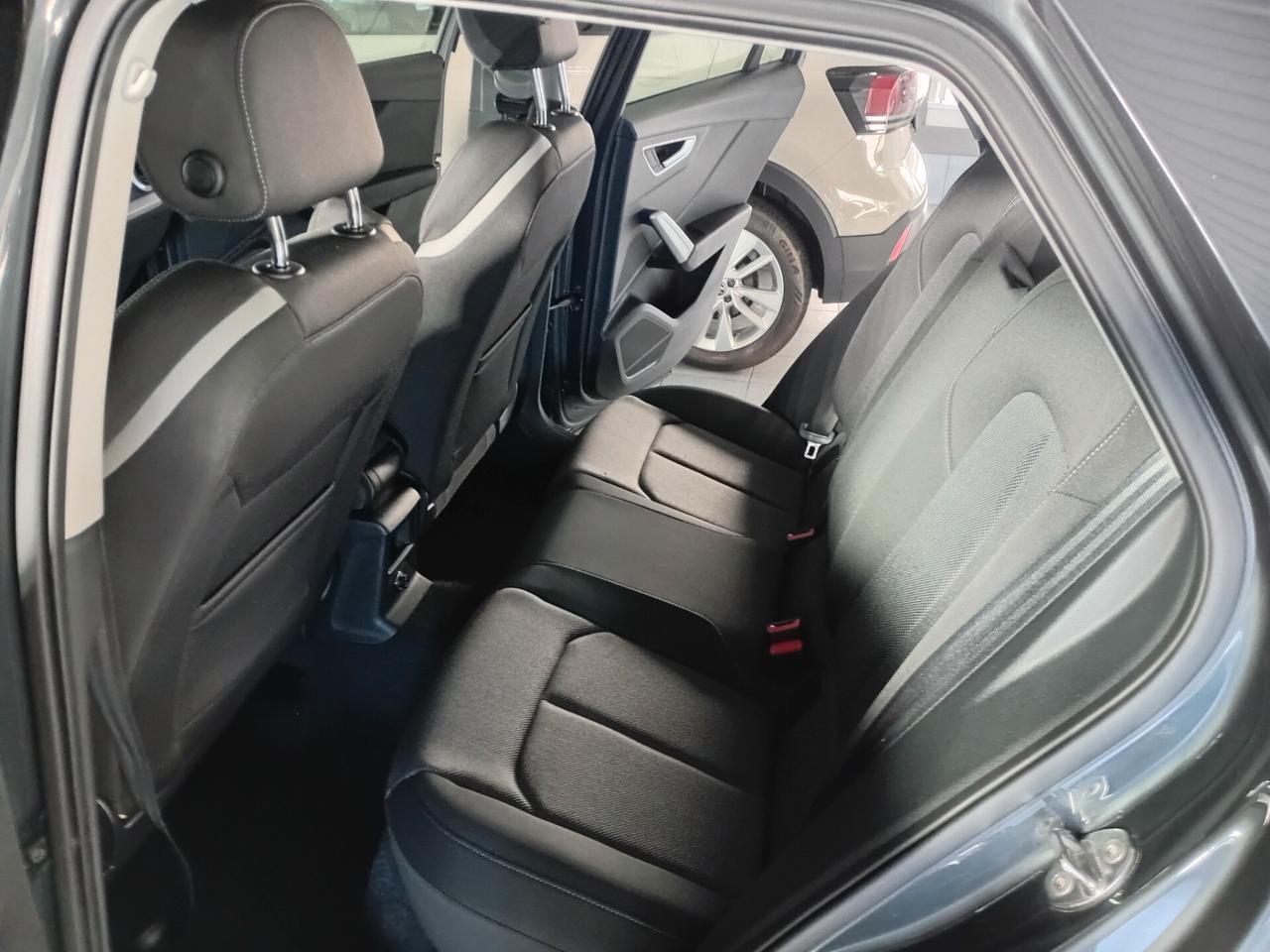 Audi Q2 30 TFSI Business