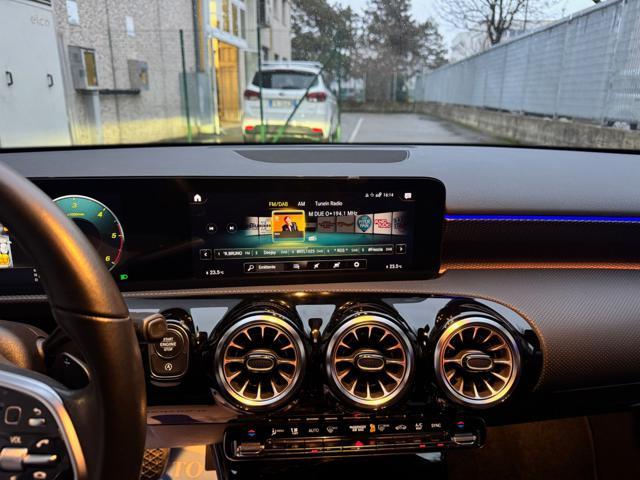 MERCEDES-BENZ A 180 d Automatic Business Extra NAVI+RETR.