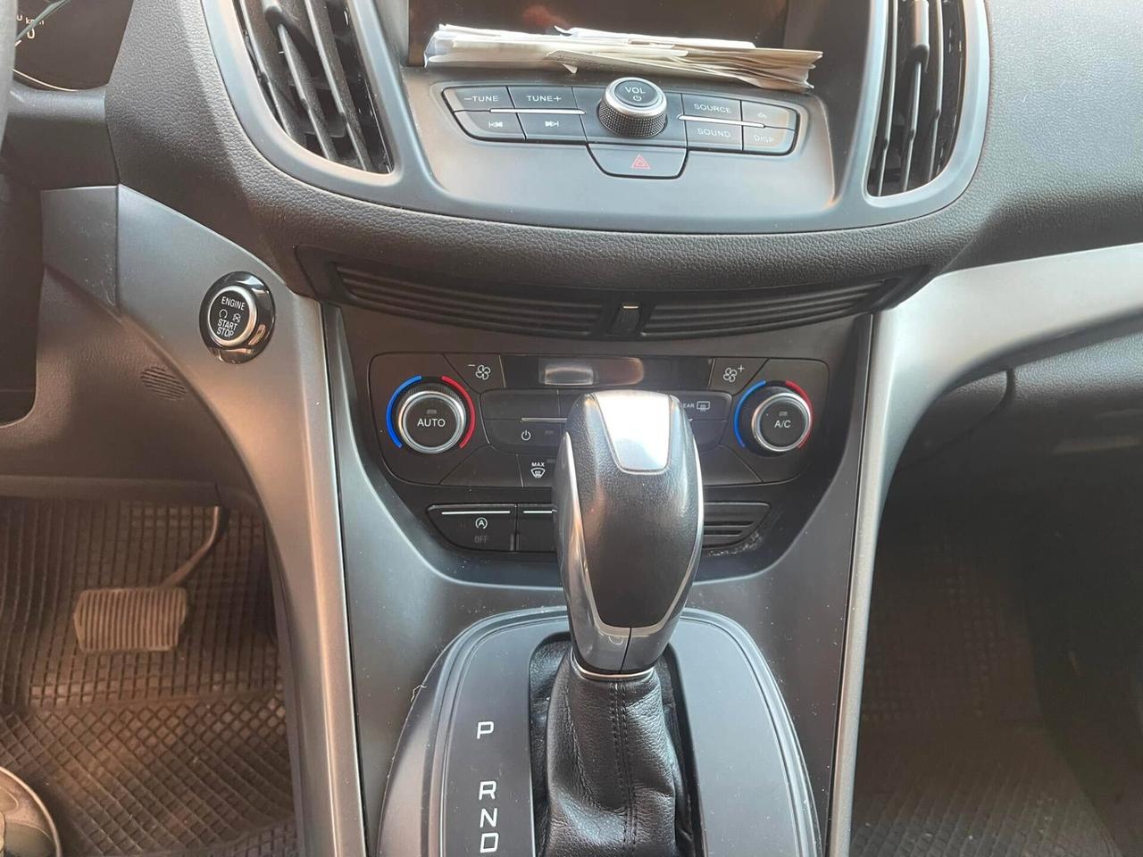 Ford Kuga 2.0 TDCI 120 CV S&S 2WD Powershift TITANIUM