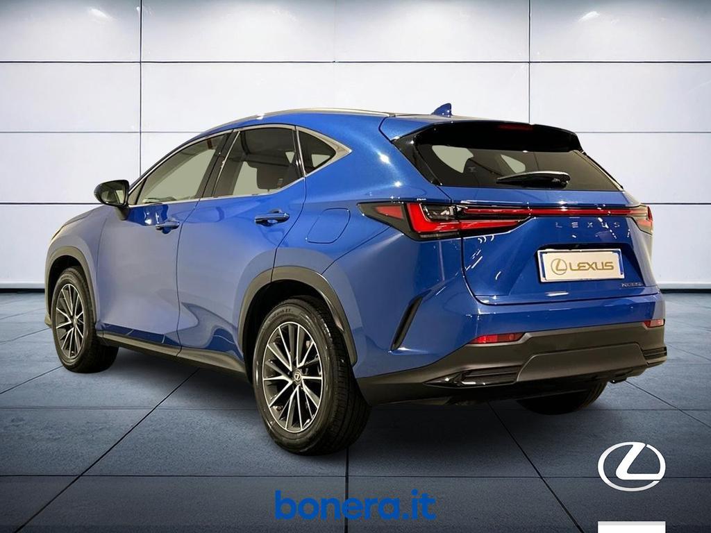 Lexus NX 2.5 Hybrid Premium 4WD e-CVT