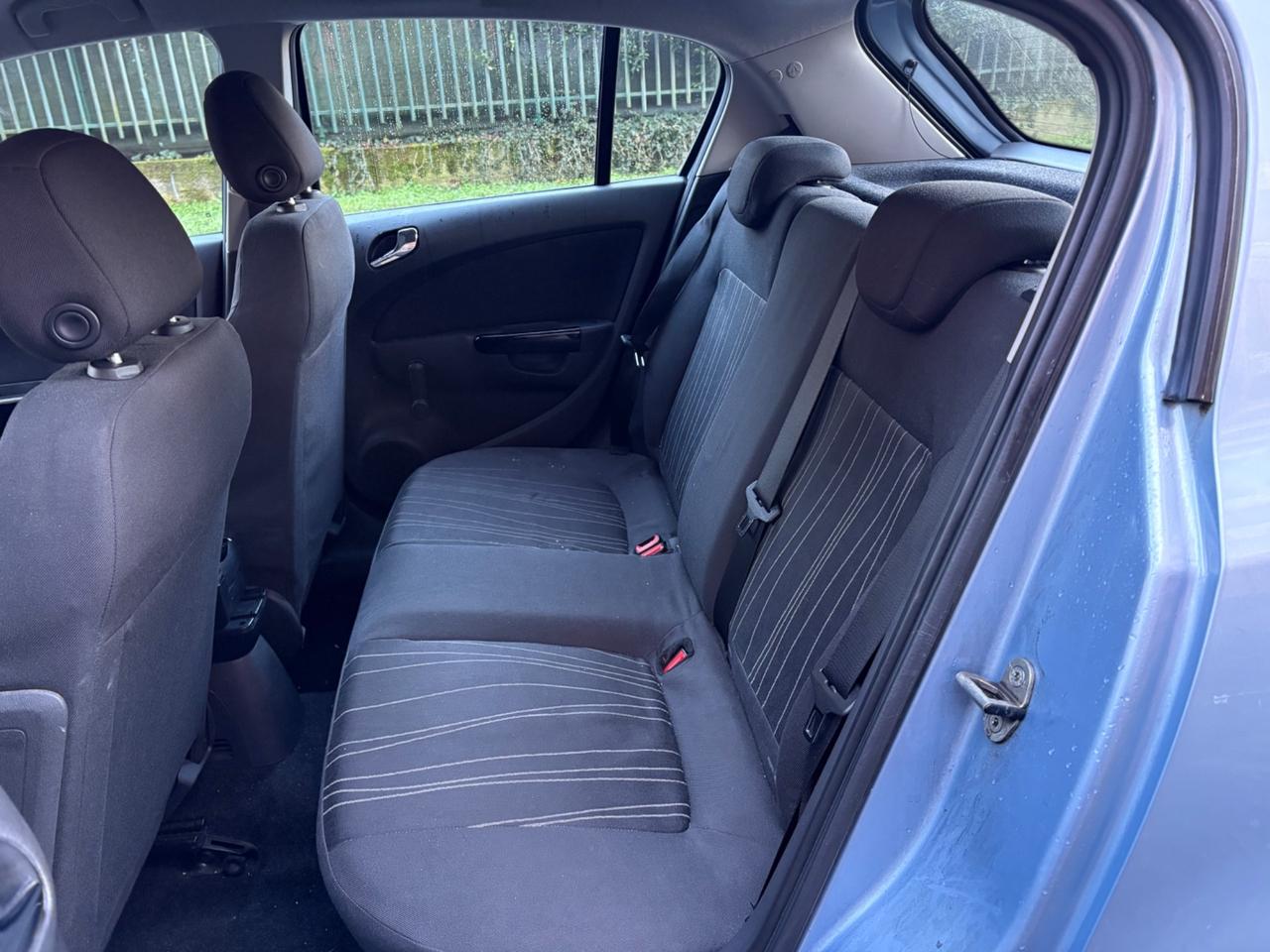 Opel Corsa 1.2 5 porte Cosmo