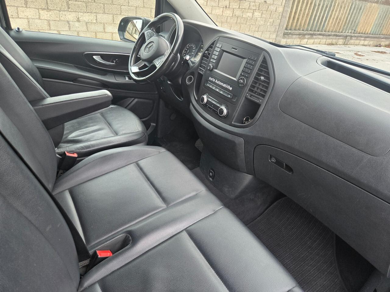 Mercedes-benz V 200 d Premium Long