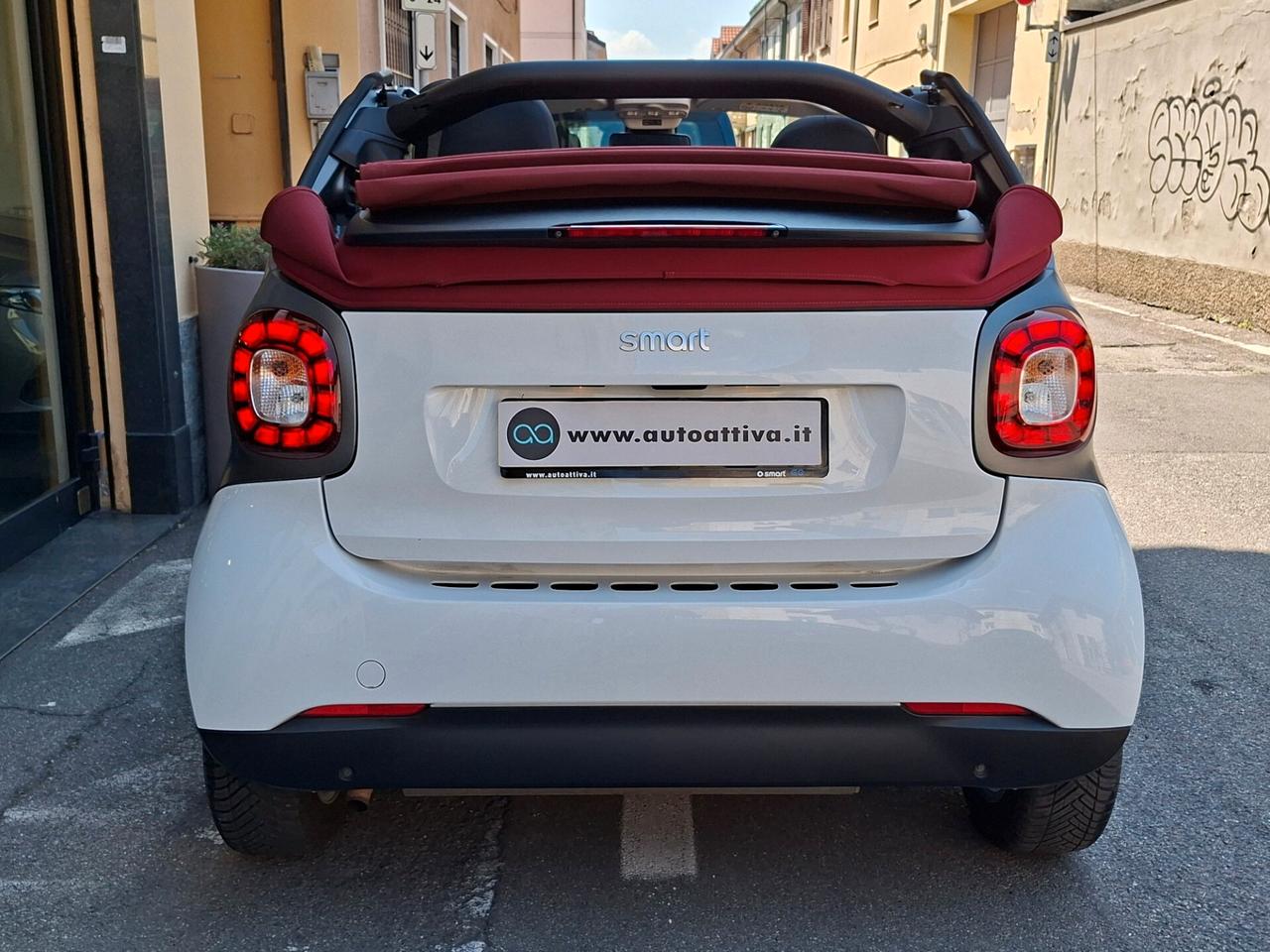 Smart ForTwo 90 0.9 T twinamic cabrio Passion Capote Rossa