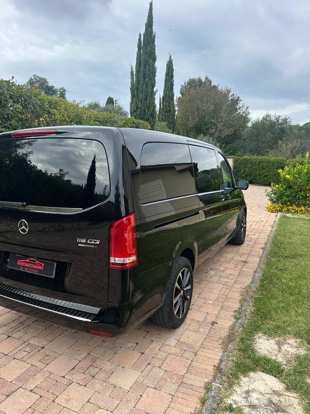 Mercedes Benz