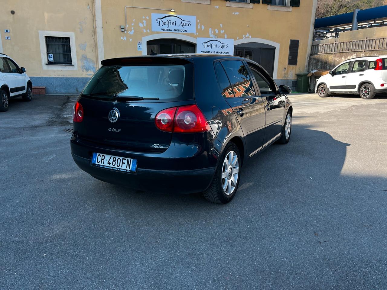 Volkswagen Golf 2.0 16V TDI 5p. Sportline