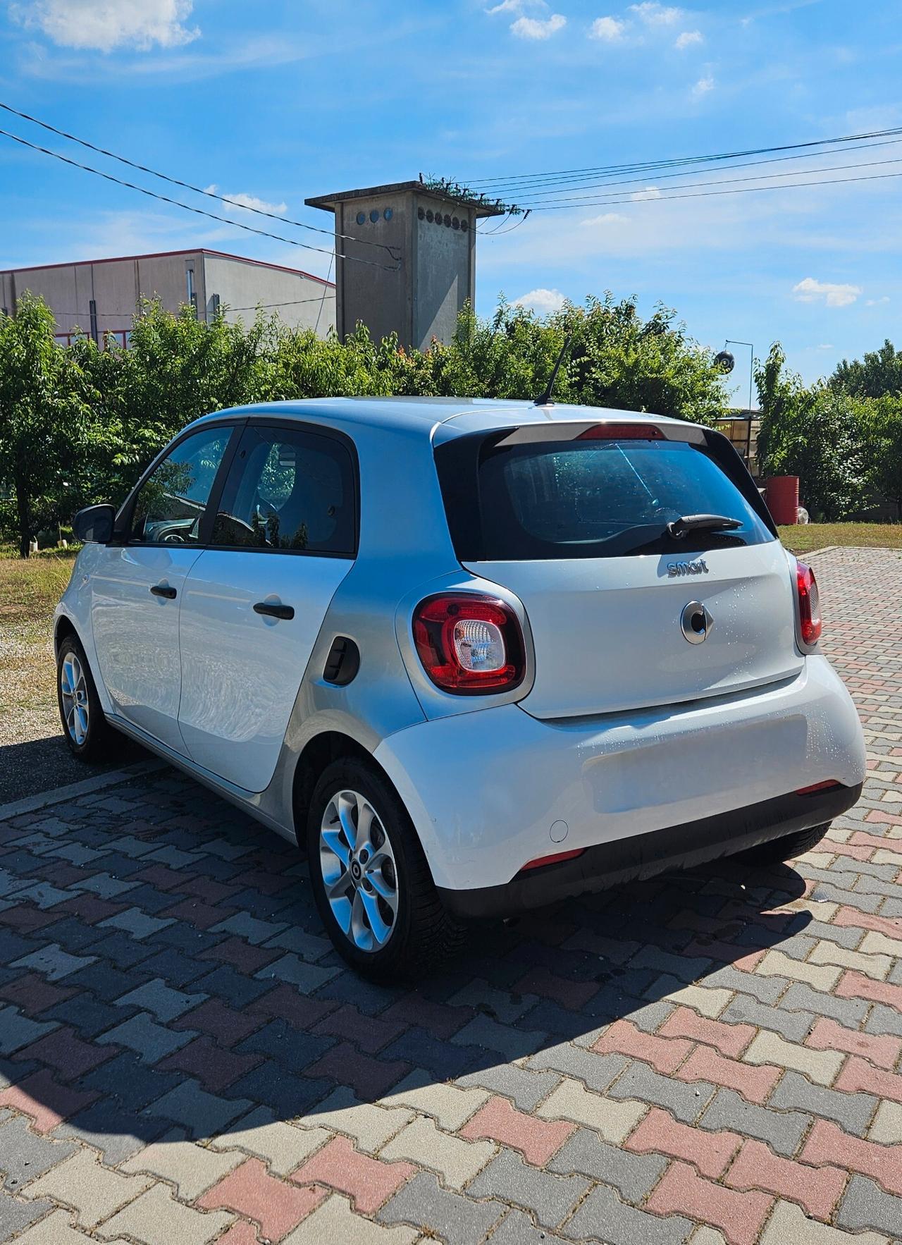 Smart ForFour 70 1.0 Youngster