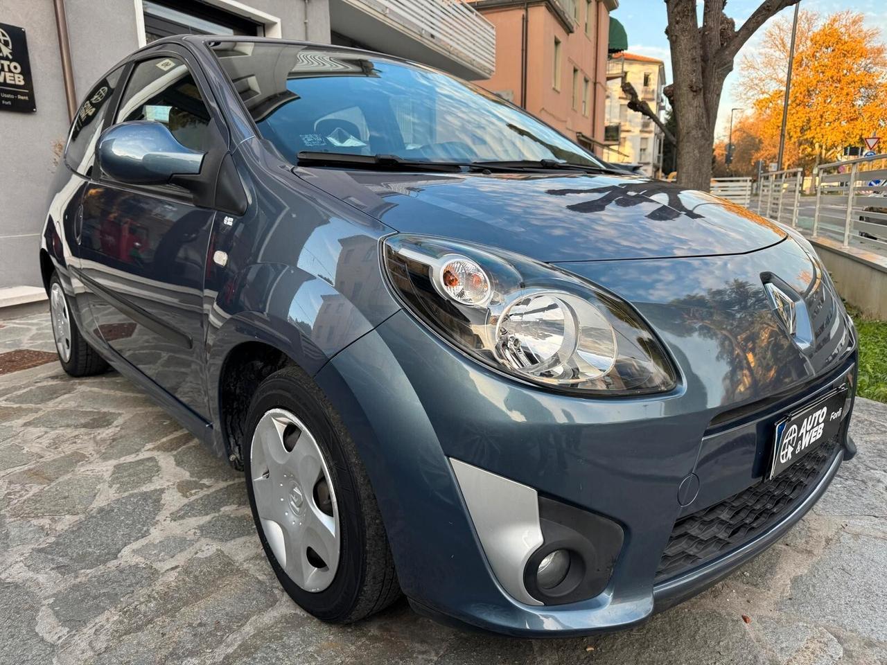 RENAULT TWINGO 1.2 LE IENE NEOPATENTATI