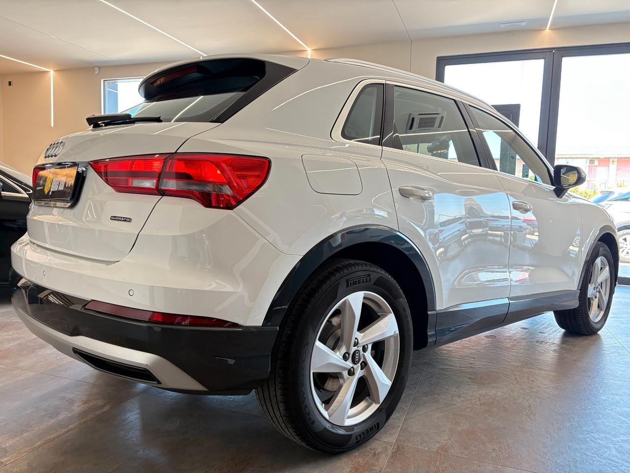 Audi Q3 35 TDI quattro S tronic Business