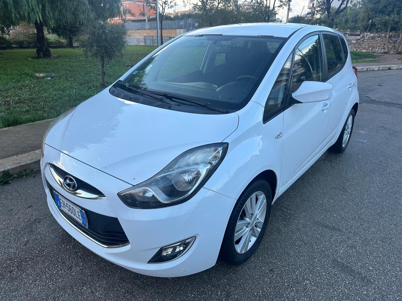 Hyundai iX20 1.4 DIESEL - SOLO 130 MILA KM