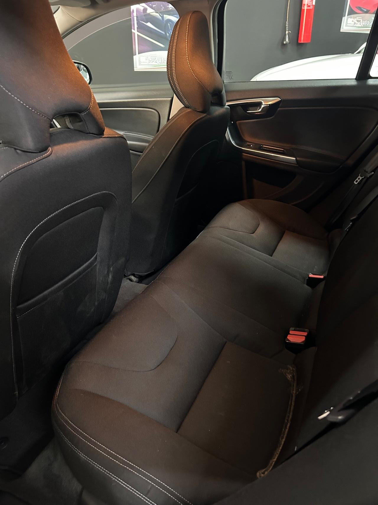 Volvo V60 D3 Geartronic Business