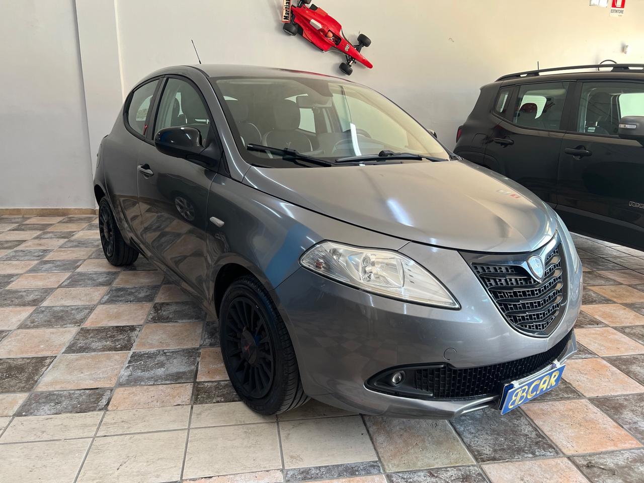 Lancia Ypsilon 1.2 69 CV 5 porte GPL CASA MADRE