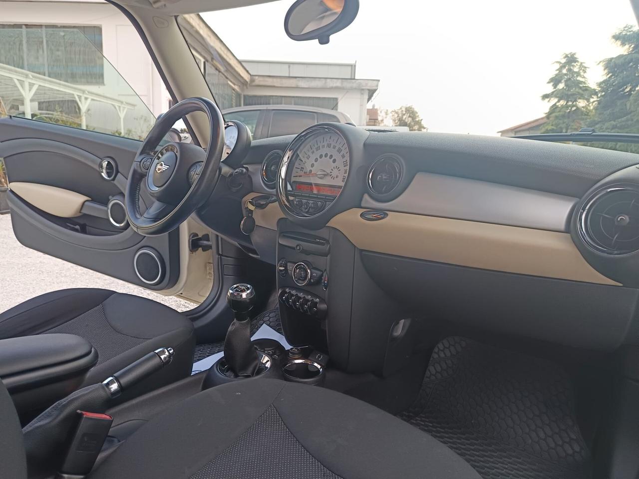 Mini 1.6 16V One D * Perfetta * Tua a 126€ al Mese