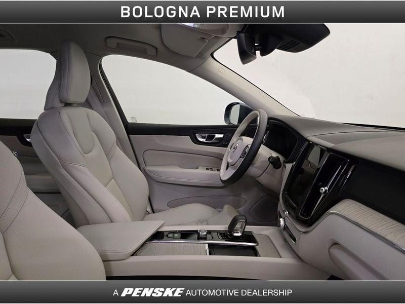 Volvo XC60 XC60 B4 (d) AWD automatico Plus Bright